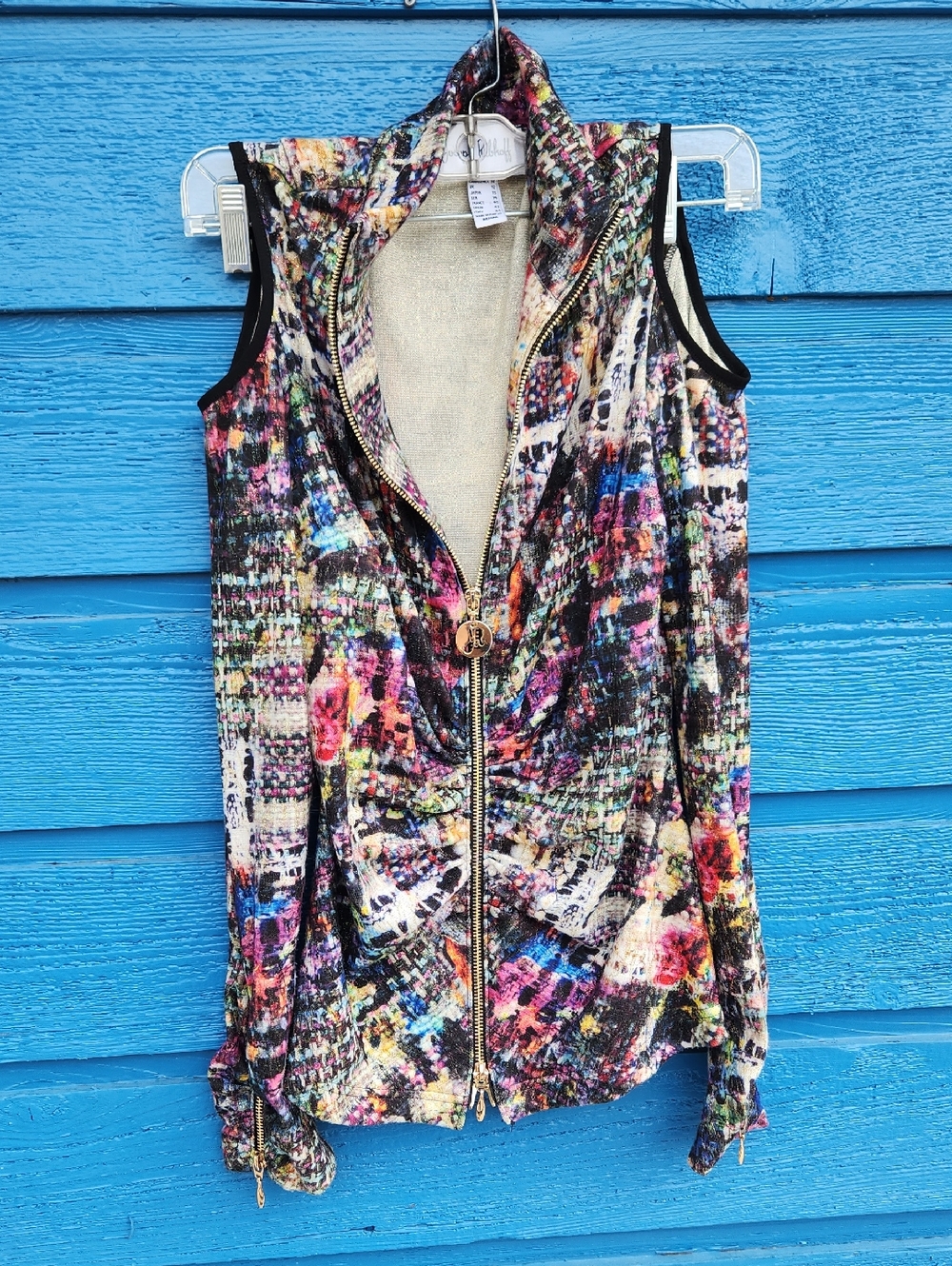 Open Sleeve Multicolor Zip-Front Women's Top
